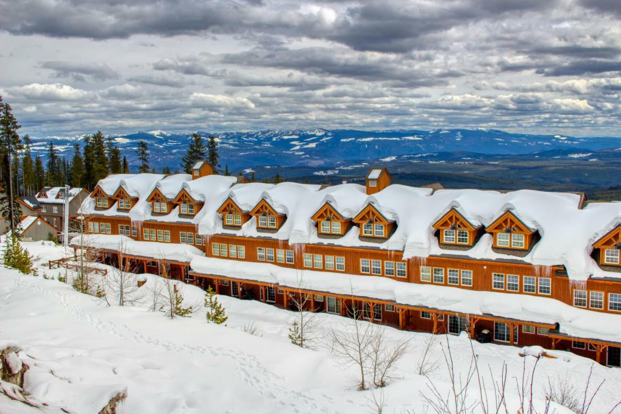 3 Bedroom 3 Bath Ski In Ski Out With Private Hot Tub Big White Ski Resort Экстерьер фото